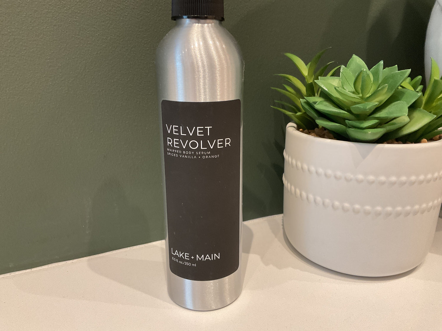 Lake and Main Velvet Revolver 250 ml