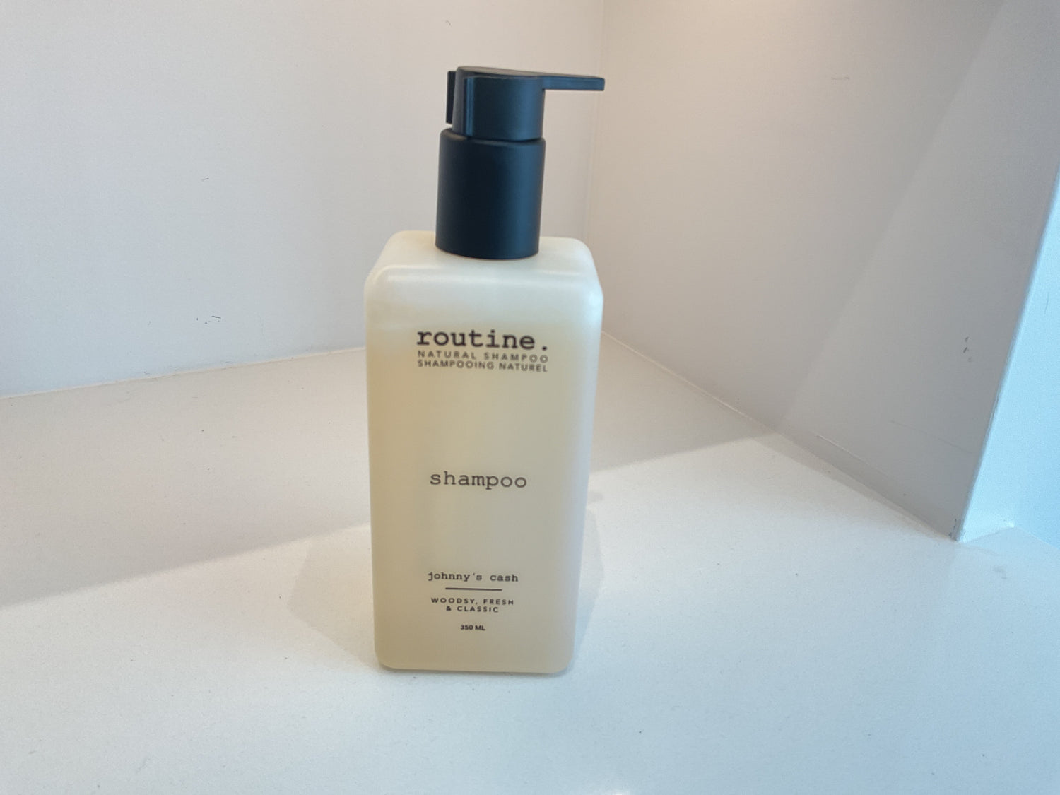 Routine Johnny's Cash Energizing Shampoo
